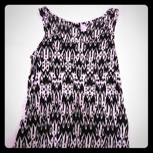 H&M black and white tank